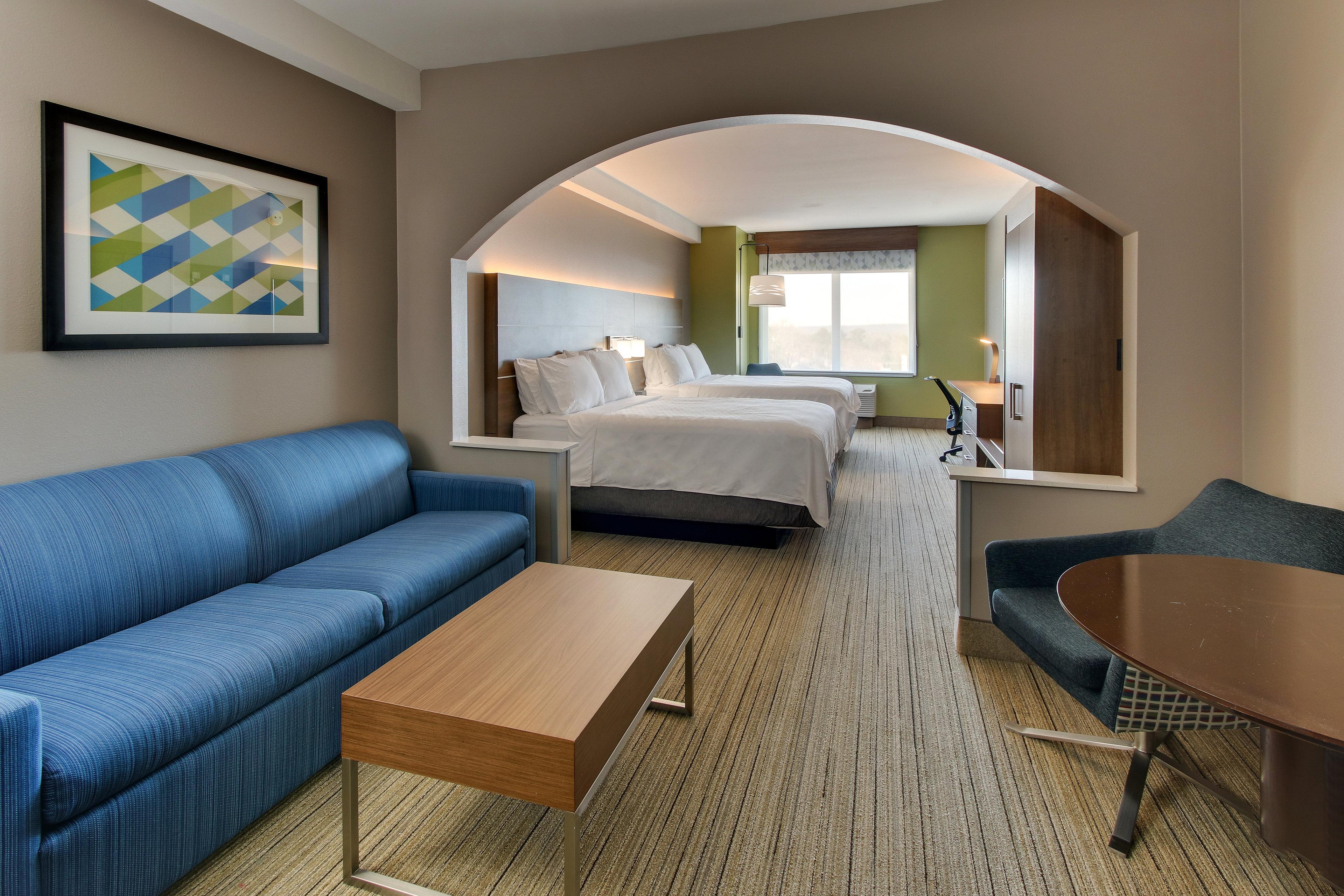 Holiday Inn Express Hotel & Suites Columbus-Fort Benning By Ihg Exterior foto
